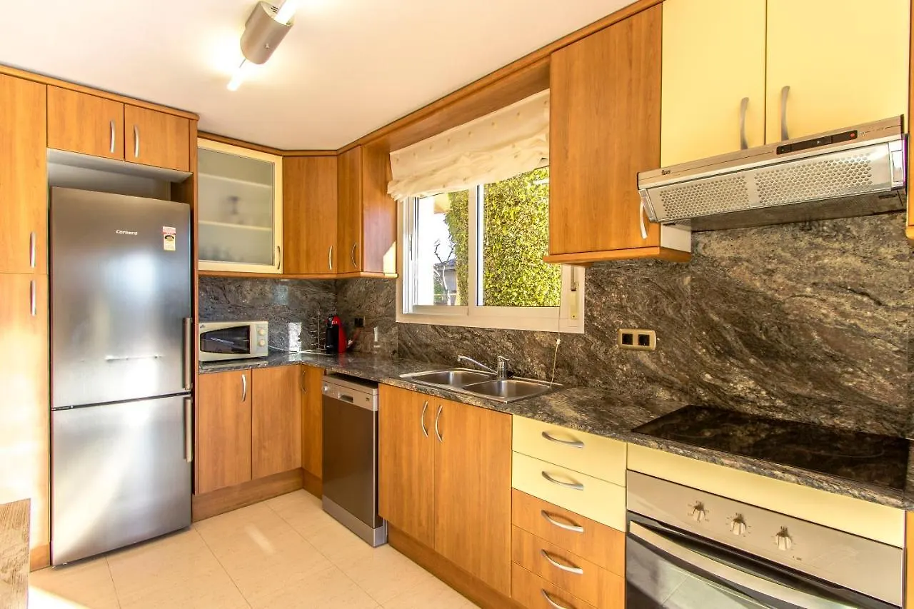Casa Montse Bara Holiday home Roda de Bara