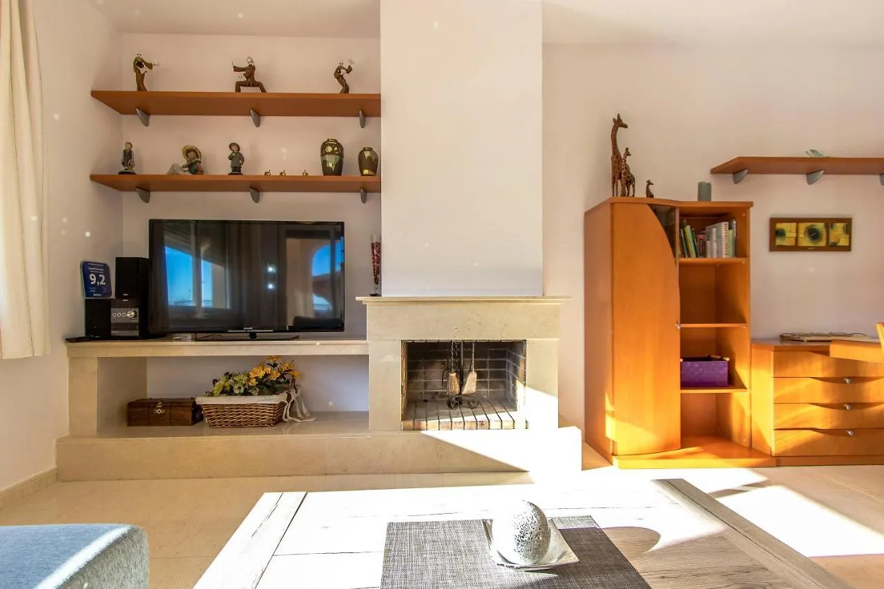 Casa Montse Bara Holiday home Roda de Bara
