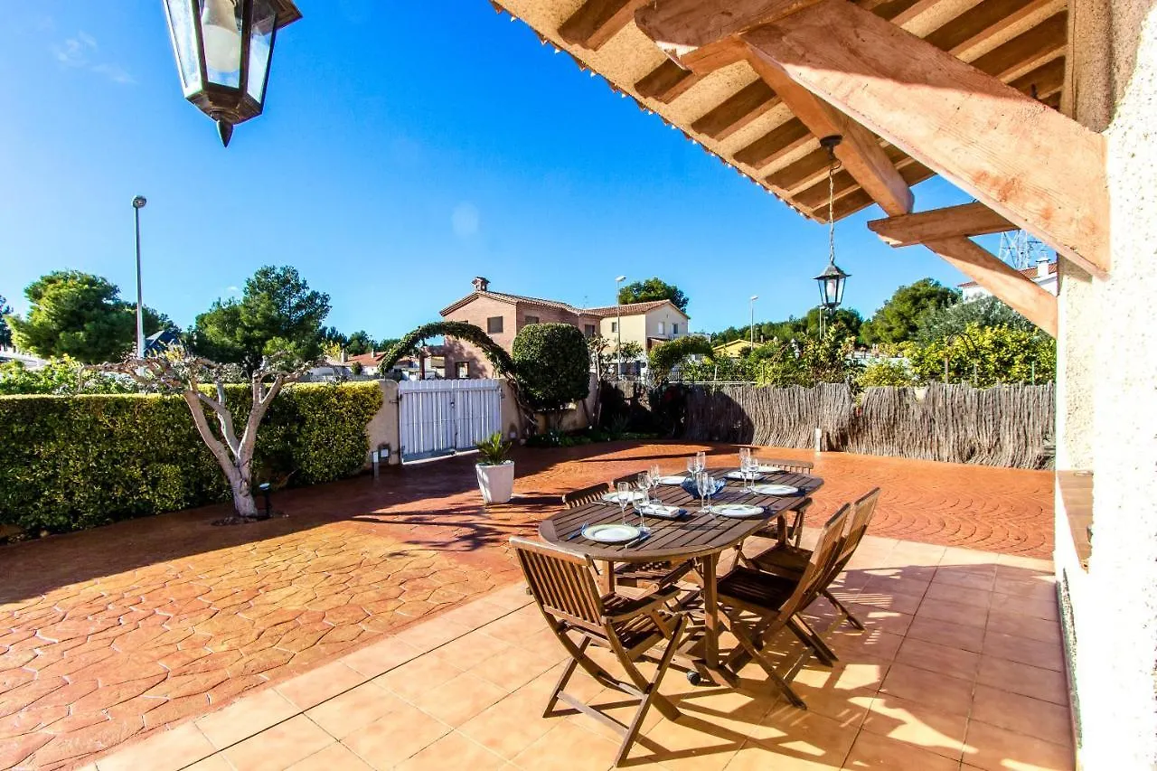 Casa Montse Bara Holiday home Roda de Bara